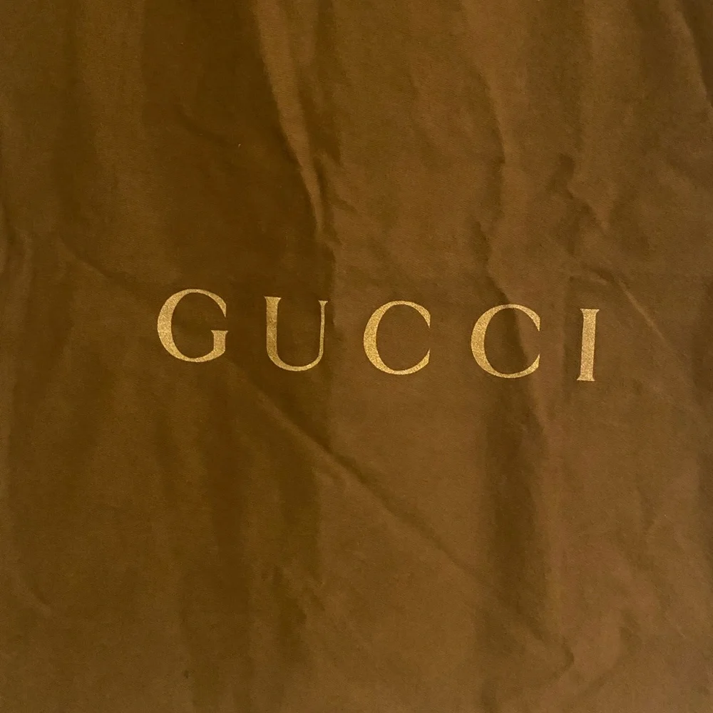 Gucci Brown Drawstring Dust Bag with Gold Logo. 21.5X23.5. Excellent Condition.